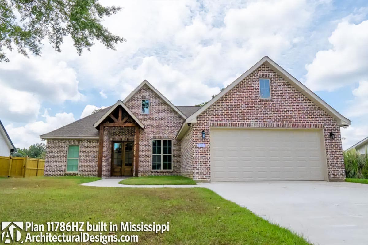 build gallery item - House Plan 11786HZ comes to life in Mississippi, again!