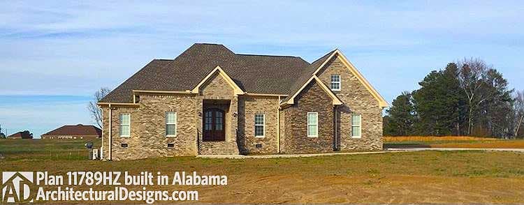 build gallery item - House Plan 11789HZ comes to life in North Carolina!