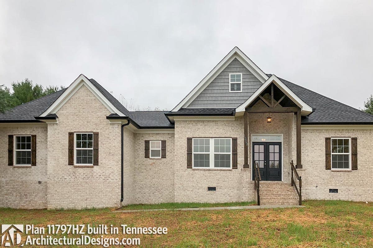 build gallery item - House Plan 11797HZ Comes to Life in Tennessee