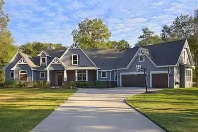 Luxurious Lodge-Like Living - 2499 Sq Ft