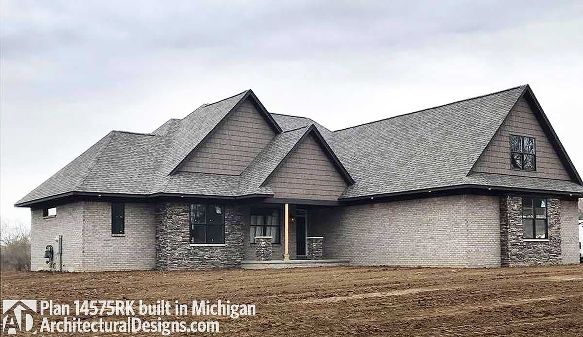 build gallery item - House Plan 14575RK comes to life in Michigan!