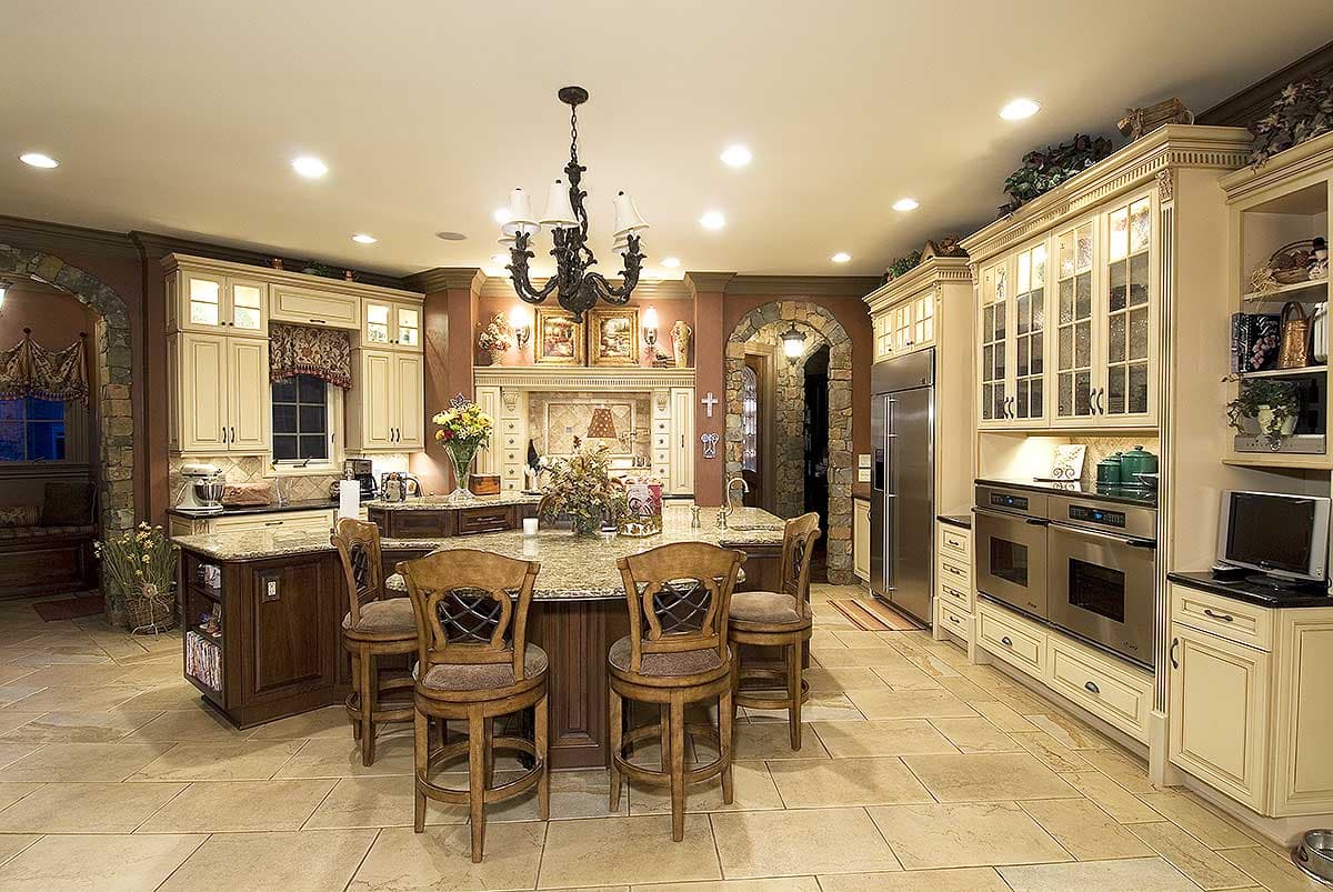Plan 15660GE: Elegance and Fine Craftsmanship - Image #6 - European, Traditional
