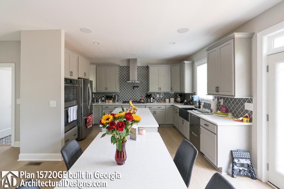 Client Photo id:  382036