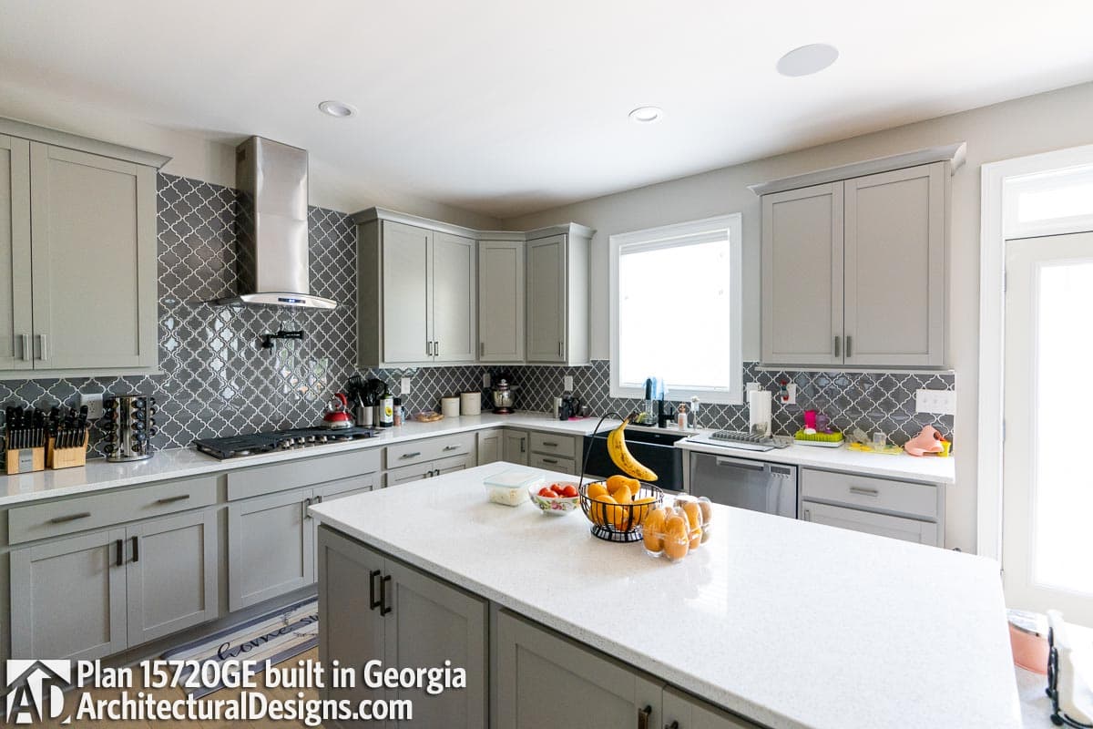 Client Photo id:  382034