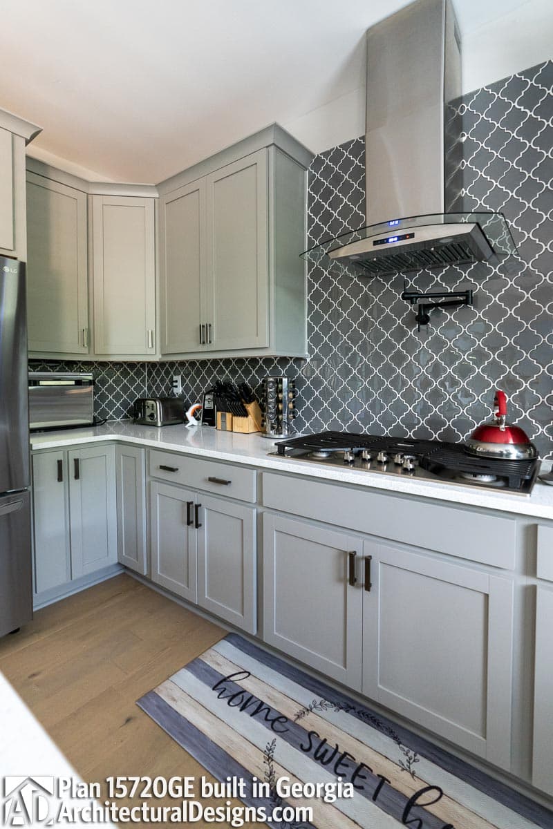 Client Photo id:  382030