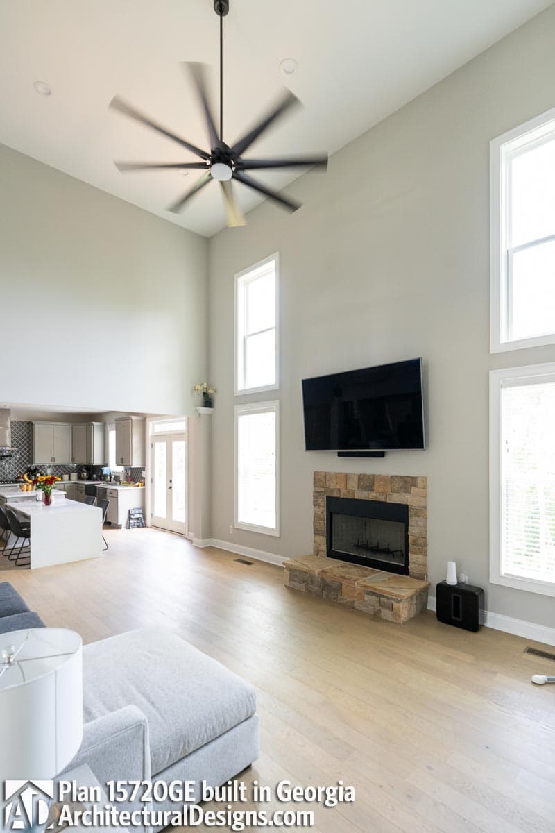 Client Photo id:  382038