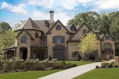 Fabulous Foyer and Vast Veranda
