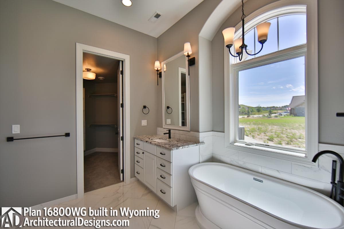 Client Photo id:  400915