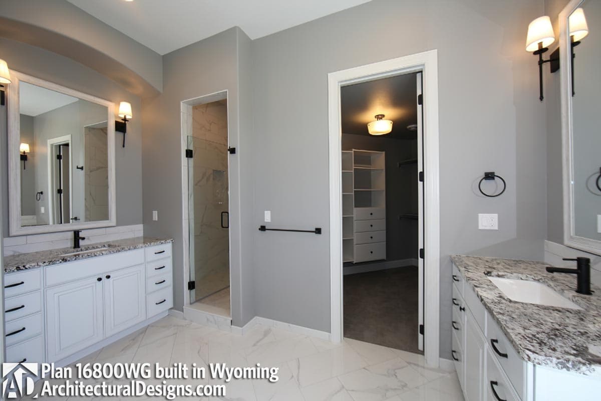 Client Photo id:  400914