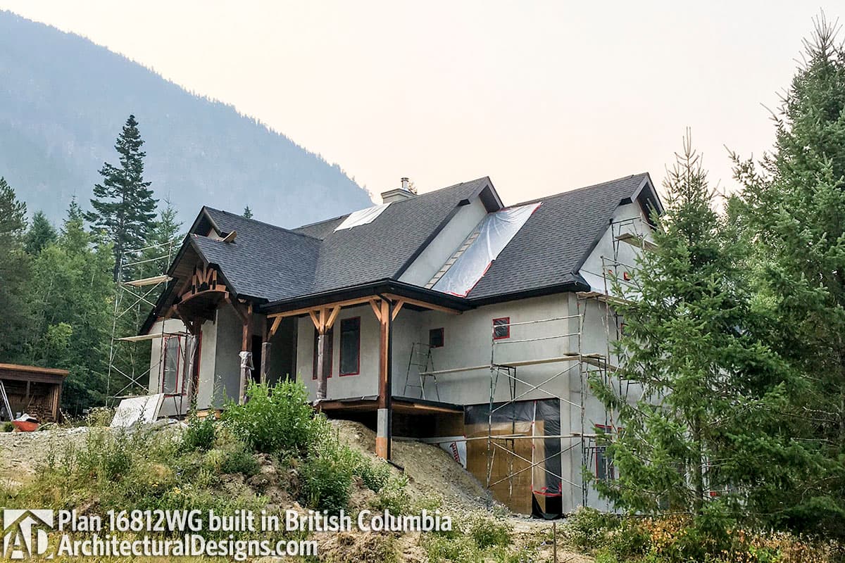 build gallery item - House Plan 16812WG comes to life in Tennessee