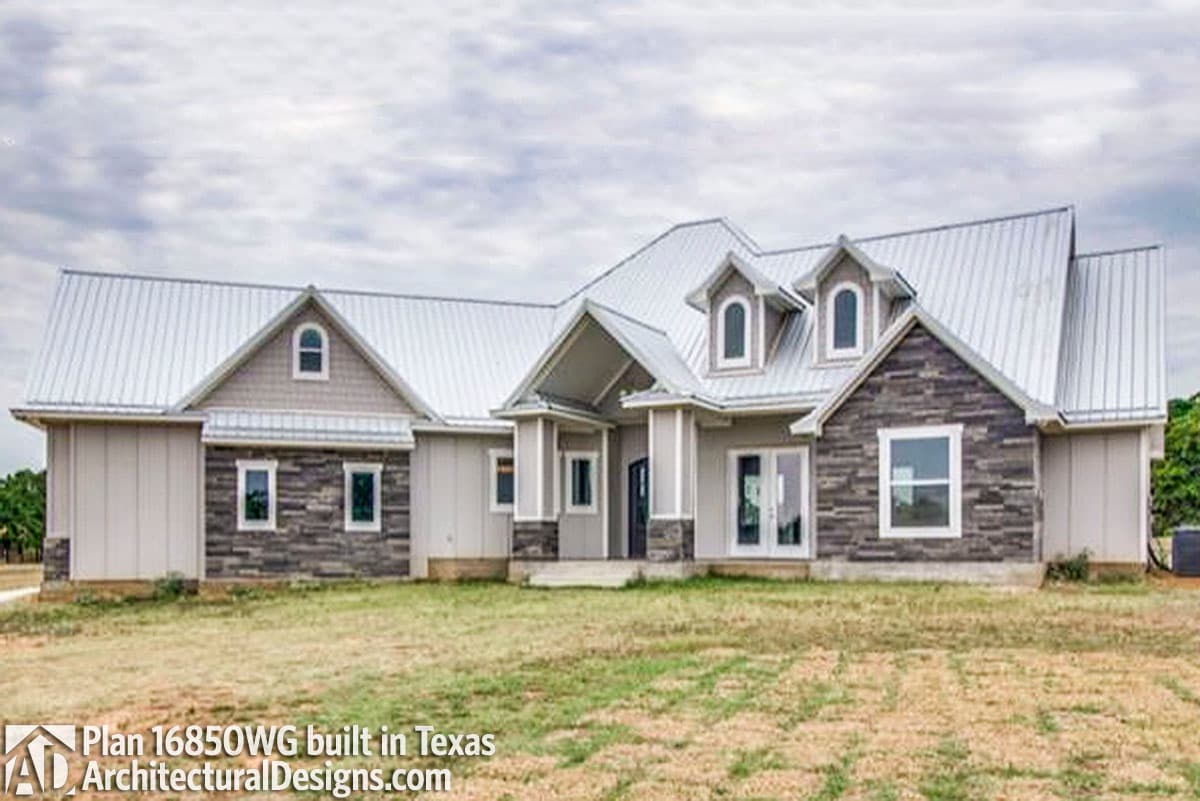 build gallery item - House Plan 16850WG comes to life in Texas