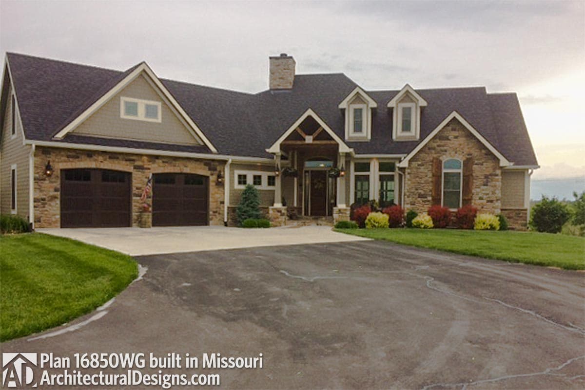 build gallery item - House Plan 16850WG comes to life in Missouri