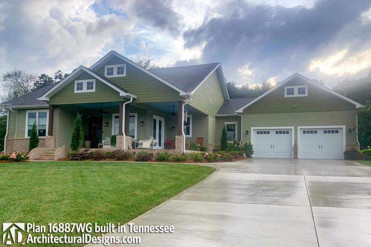 build gallery item - House Plan 16887WG Comes to Life in Tennessee