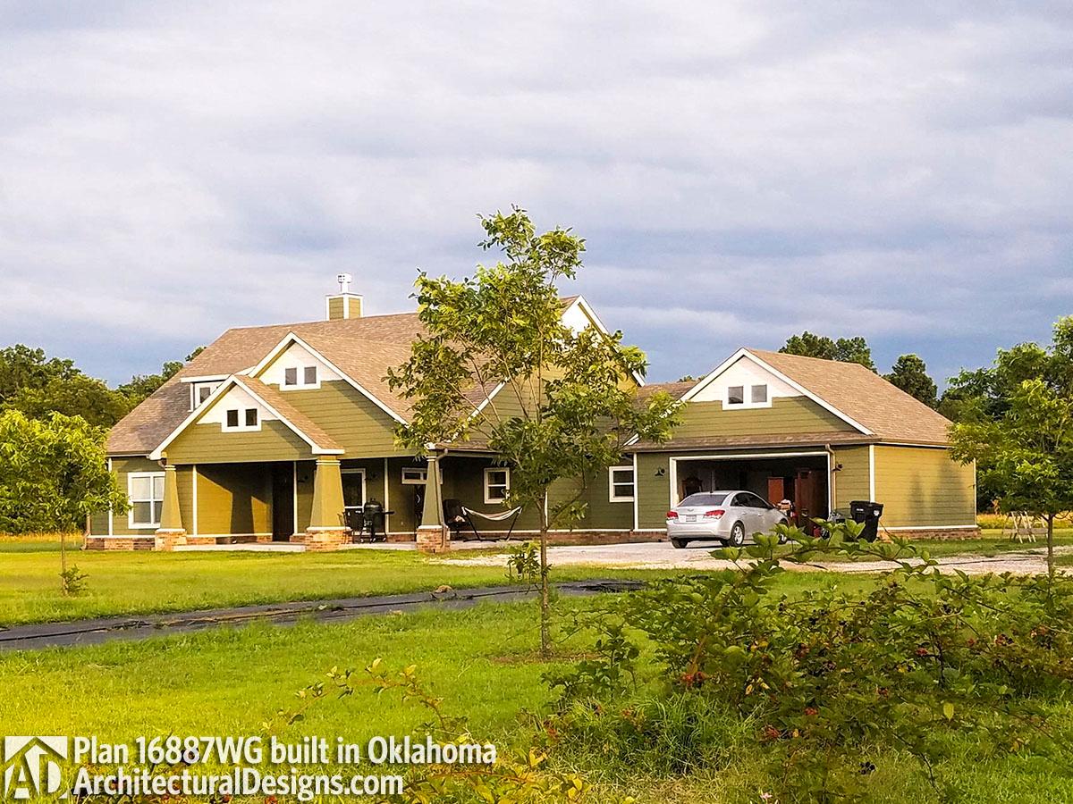 build gallery item - House Plan 16887WG comes to life in Oklahoma!