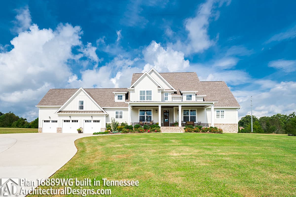 Plan 16889WG: Rockin' Farmhouse With Bonus Room - Image #4 - Country, Farmhouse, Modern Farmhouse, New American, Traditional