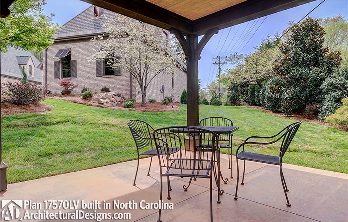 Client Photo id:  230180