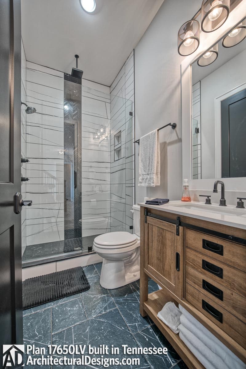 Client Photo id:  340378