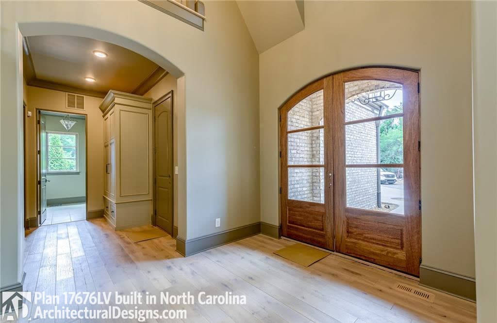 Client Photo id:  196330