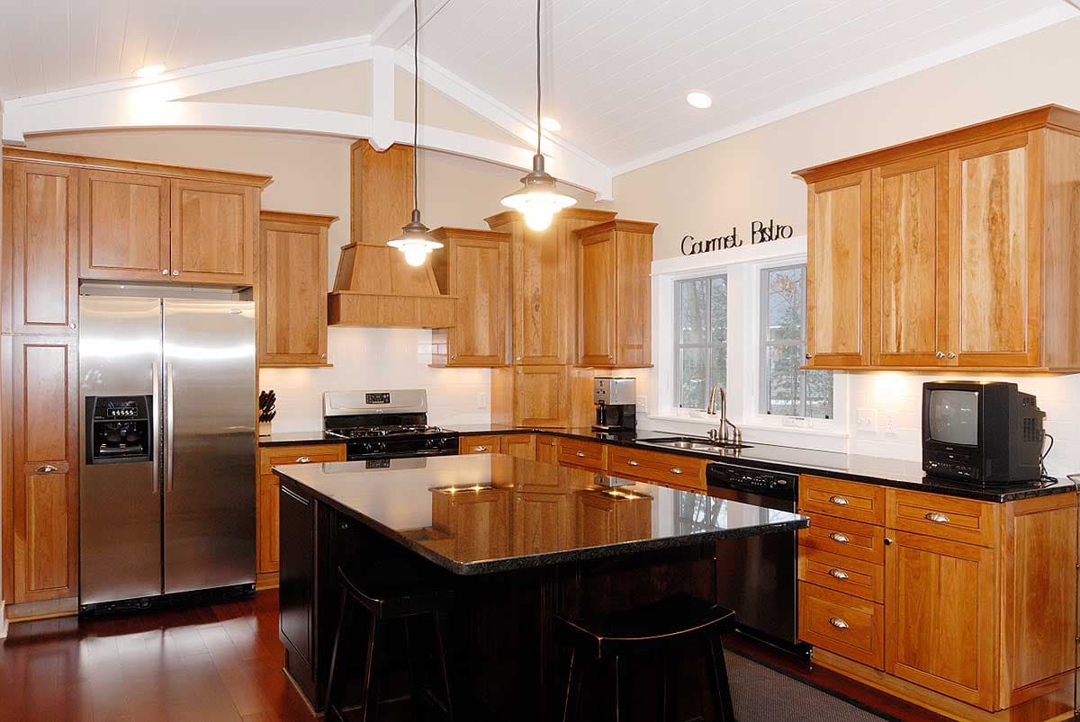 Plan 18249BE: Modern Farmhouse with Angled Garage with Apartment Above - 1980 Sq Ft - Image #9 - Country, Craftsman, Modern Farmhouse, New American, Traditional