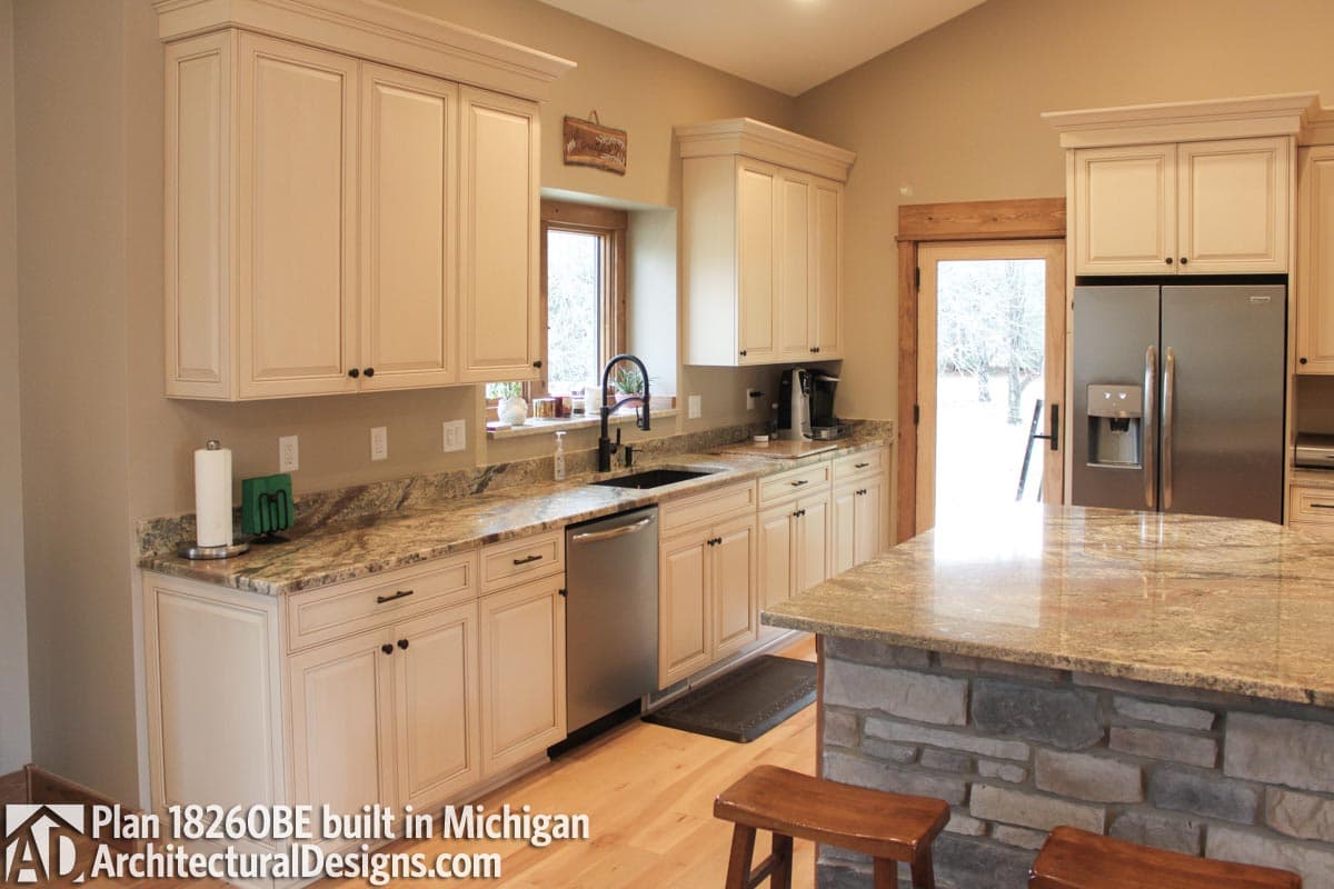 Client Photo id:  272179