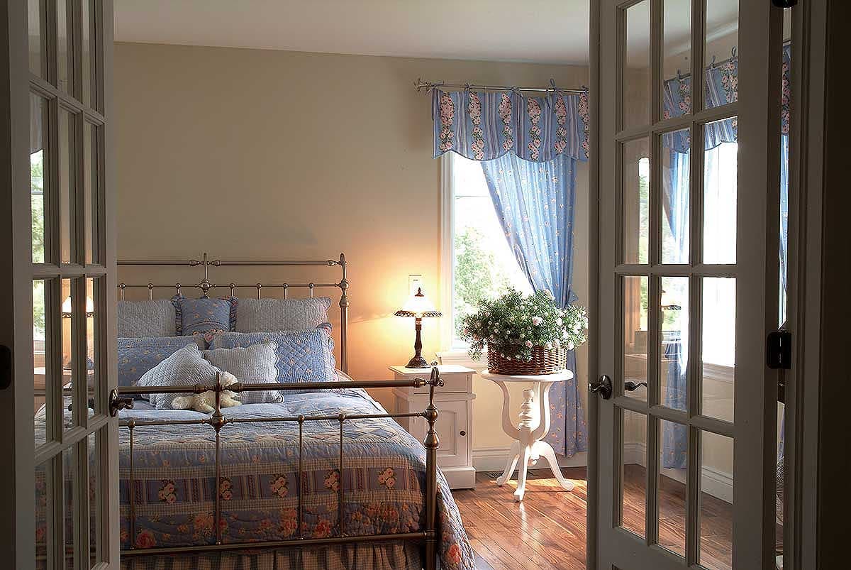 Plan 2105DR: Cottage with 2-Story Family Room Perfect for a Rear-Sloping Lot - Image #7 - Cottage, Country, Vacation