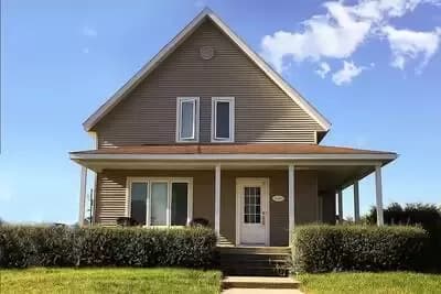 Cozy Country Cottage