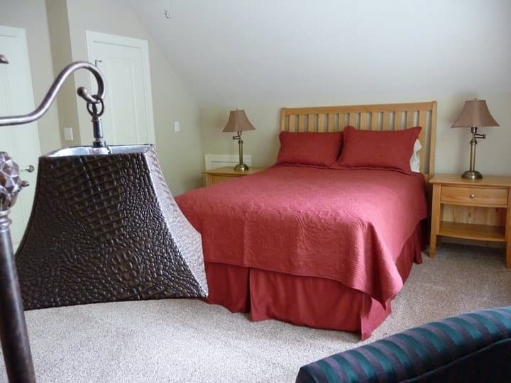 Plan 2177DR: Four-Season Lake House Plan with 3 Bedrooms - 1832 Sq Ft - Image #7 - Cottage, Mountain, Vacation