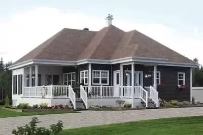 Attractive Vacation Cottage