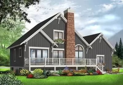 Year-Round Vacation Cottage with 2-Story Living Room