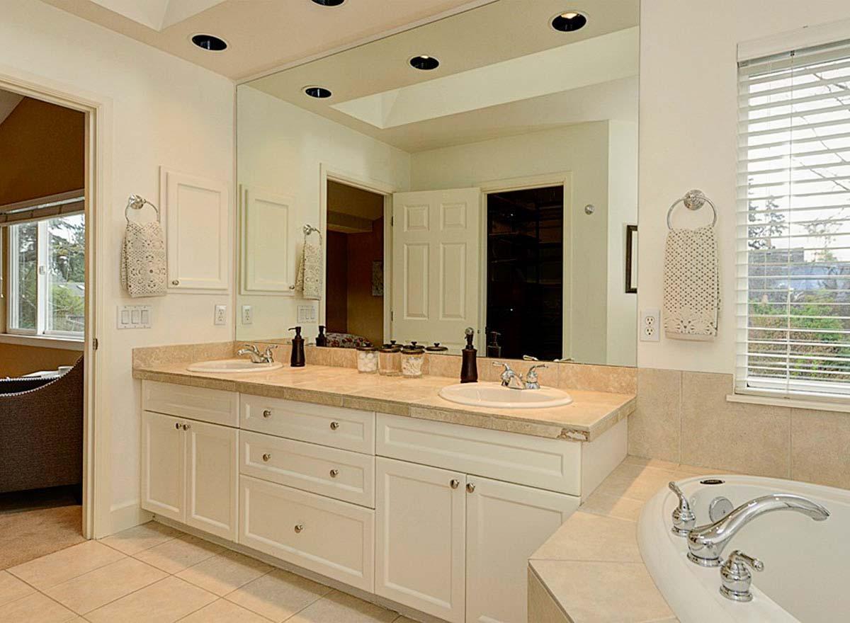 Plan 2302JD: Gambrel Roof and Tons of Natural Light - Image #14 - Craftsman, Northwest, Shingle