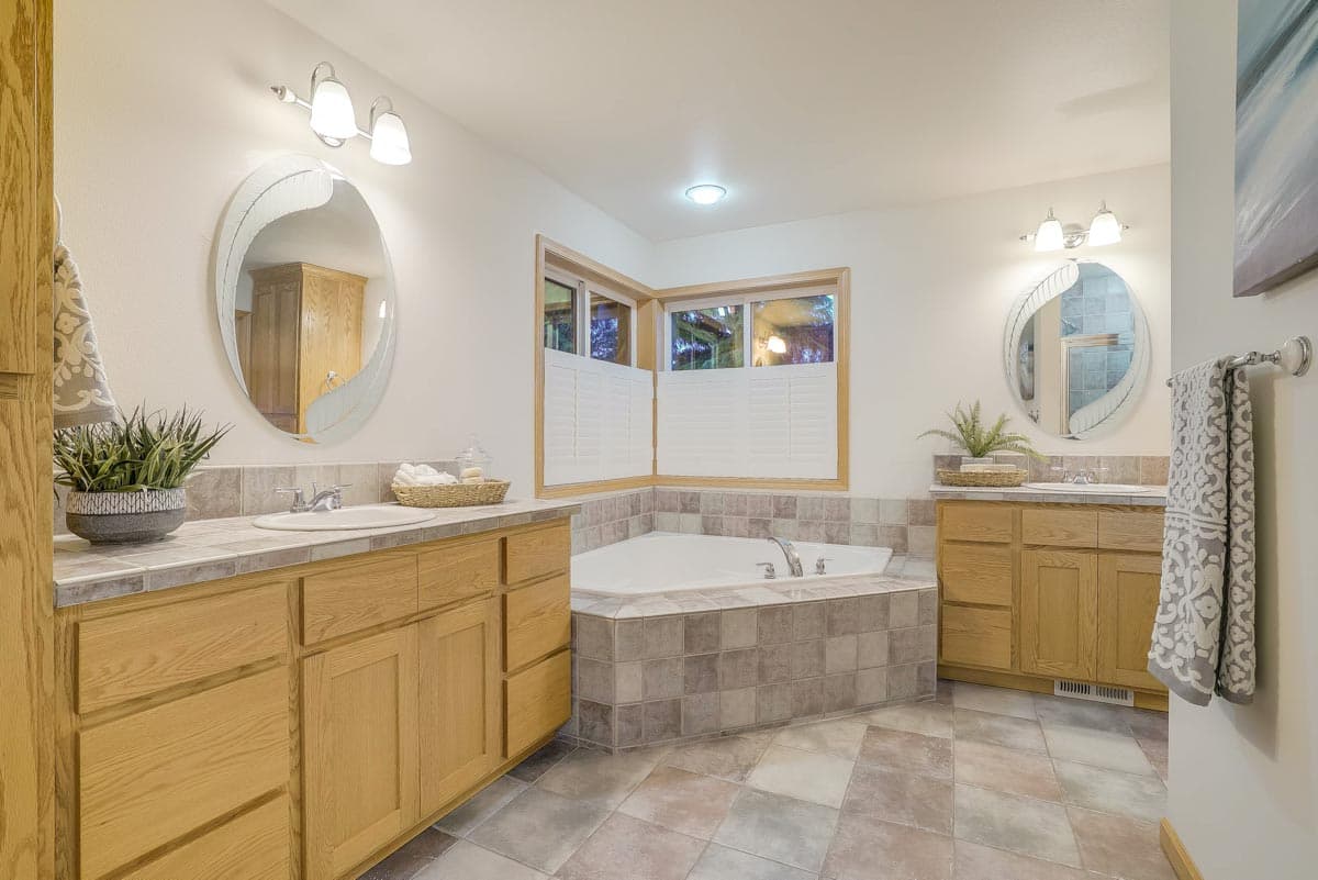 Plan 23073JD: 4-Bed New American Home Plan with Vaulted Master Bedroom - Image #15 - Country, Craftsman, New American, Northwest