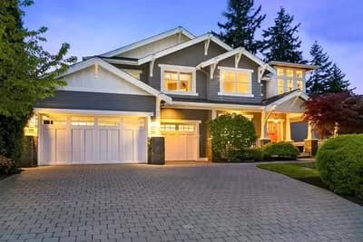 Craftsman Detailing at its Finest