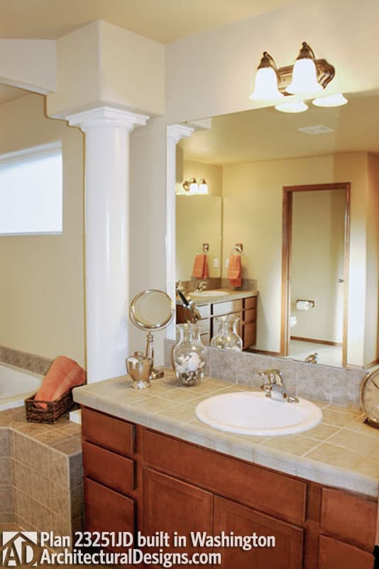 Client Photo id:  379131