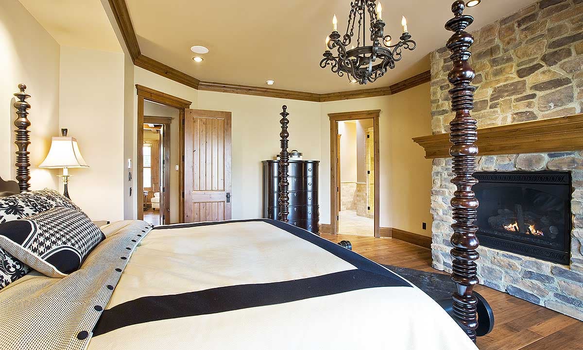 Plan 23284JD: Luxury Craftsman with Front-to-Back Views - Image #18 - Craftsman, Mountain, Northwest, Rustic