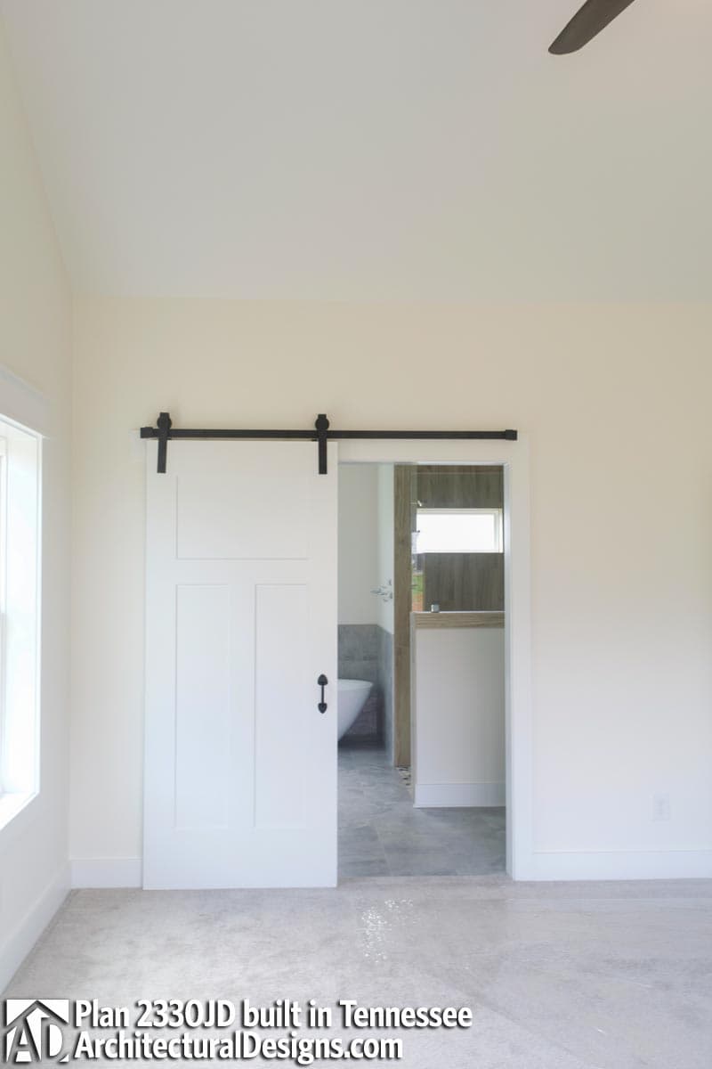 Client Photo id:  352176