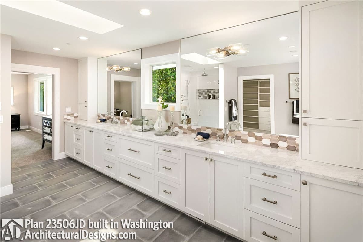 Client Photo id:  289845