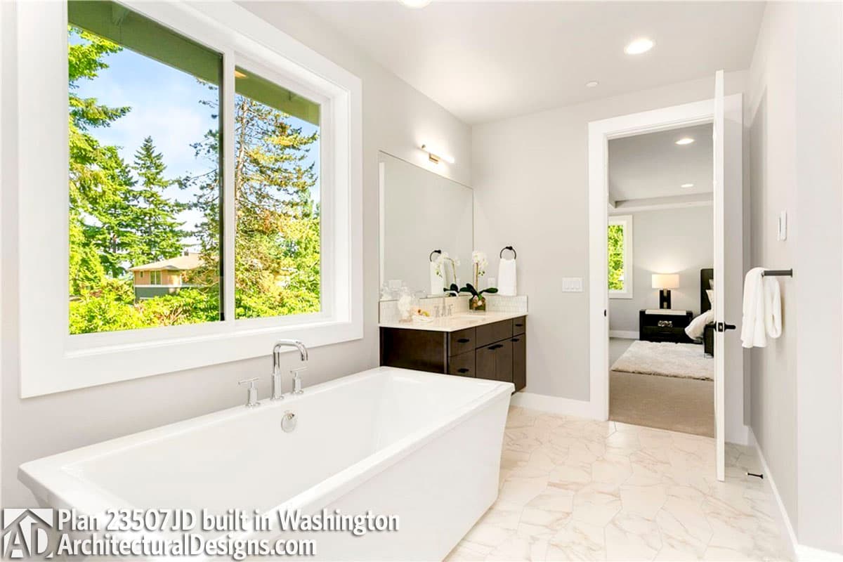 Client Photo id:  301926