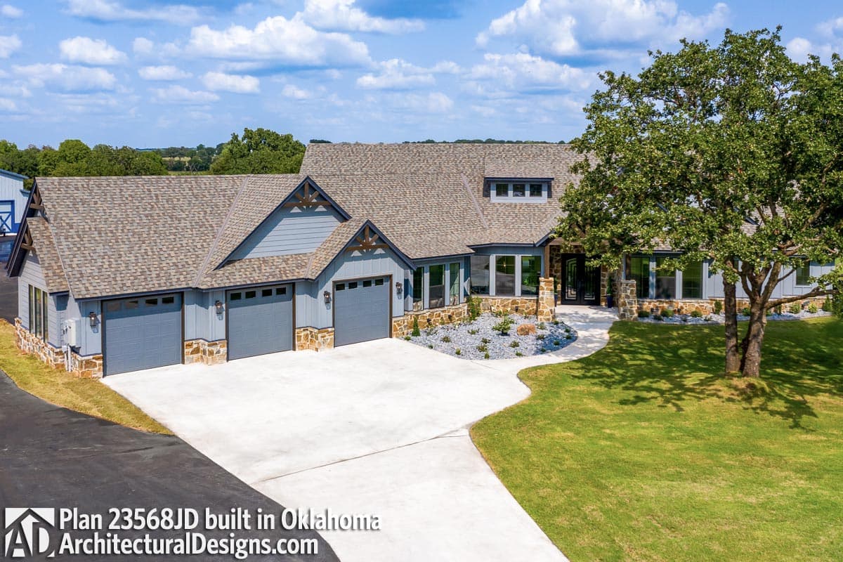 build gallery item - House Plan 23568JD Comes to Life in Oklahoma