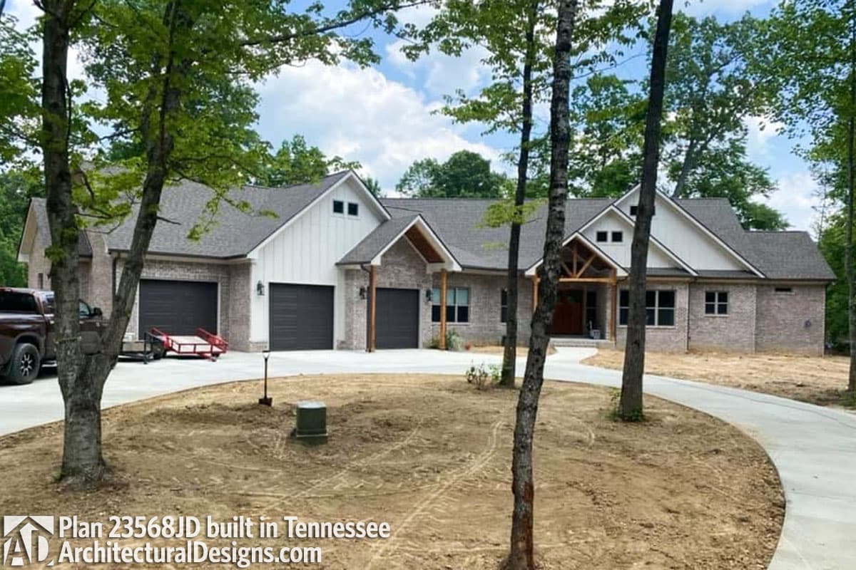 build gallery item - House Plan 23568JD comes to life in Tennessee