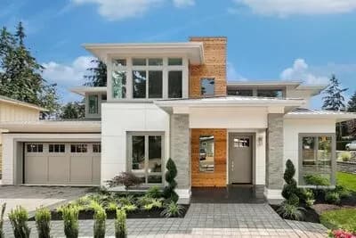 Master Up Modern with Outdoor Living Area