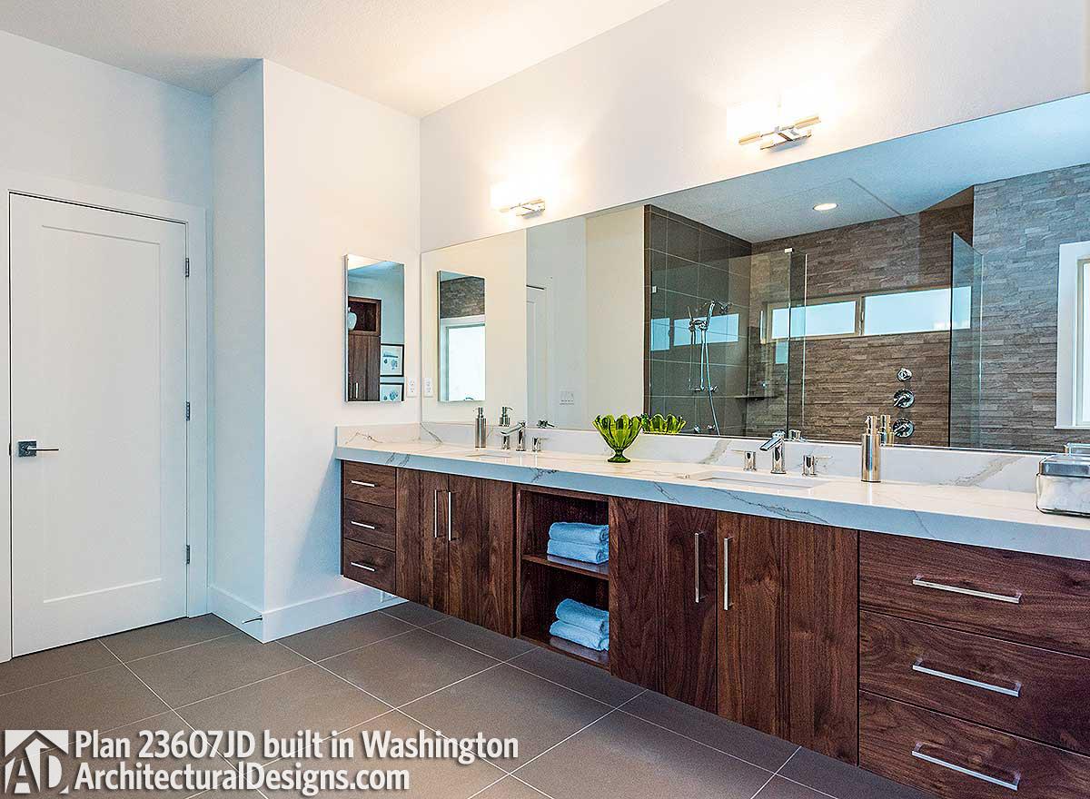 Client Photo id:  327544