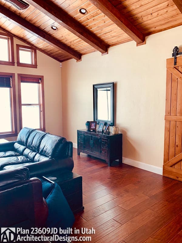 Client Photo id:  284336