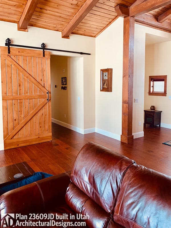 Client Photo id:  284339