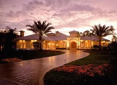 Grand Florida Manor