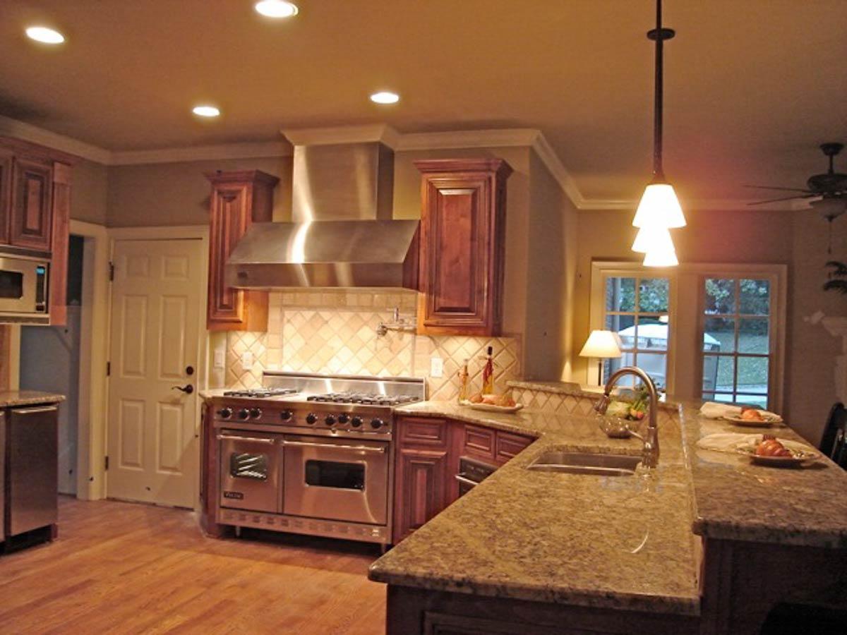 Plan 29835RL: Spectacular Master Suite - Image #11 - European, Traditional