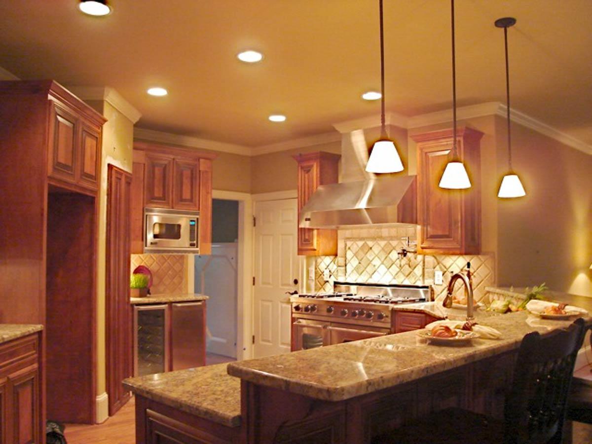Plan 29835RL: Spectacular Master Suite - Image #12 - European, Traditional