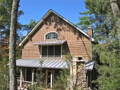 Rustic Sloping Lot Retreat
