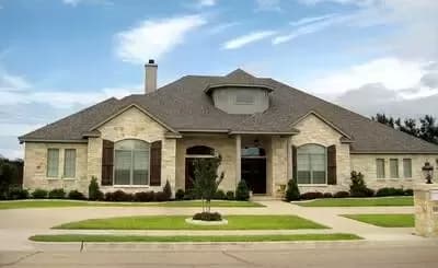 Elegant Rotunda Adds Flair