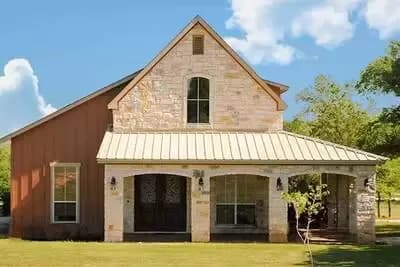 Casual Hill Country Cottage