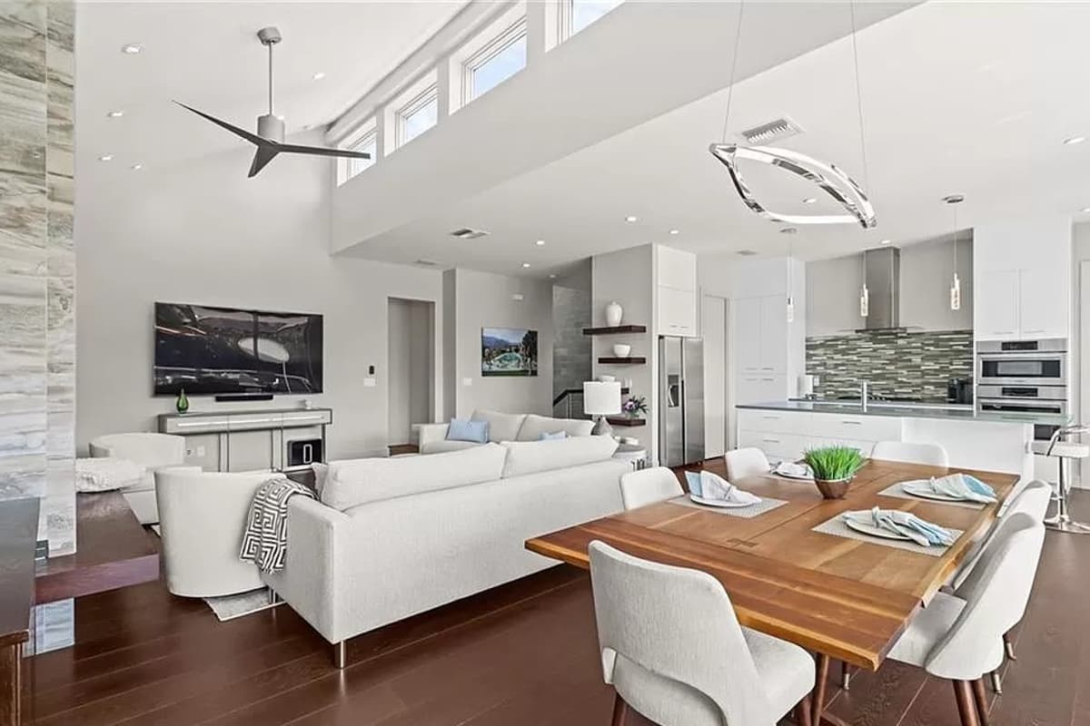 Plan 31834DN: 3-Bed Exciting Contemporary House Plan with Drive-Under Garage - 2989 Sq Ft - Image #10 - Contemporary, Modern